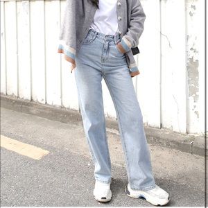 Levi Vintage ribcage straight wide leg jeans